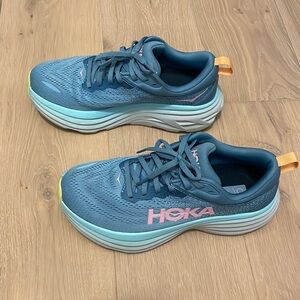 Hoka Women’s Bondi 8 size 7